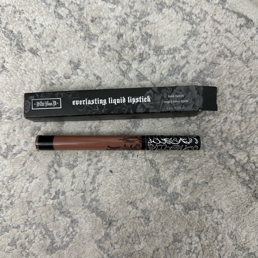 Kat Von D bow & arrow liquid lipstick